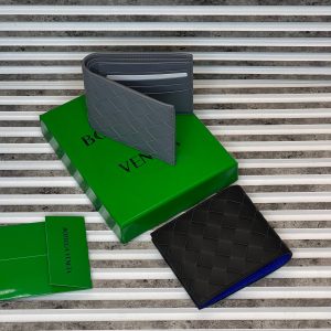 BOTTEGA VENETA BI-FOLD WALLET 2