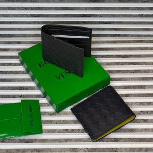 BOTTEGA VENETA BI-FOLD WALLET 5