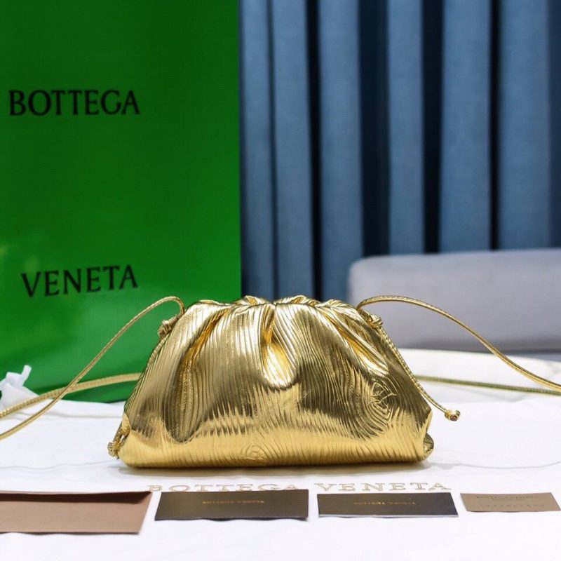 BOTTEGA VENETA MINI CLASSIC 4