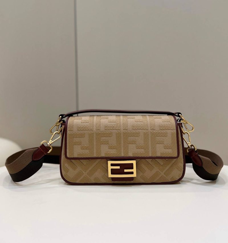 FENDI BAGUETTE CANVAS BAG 3