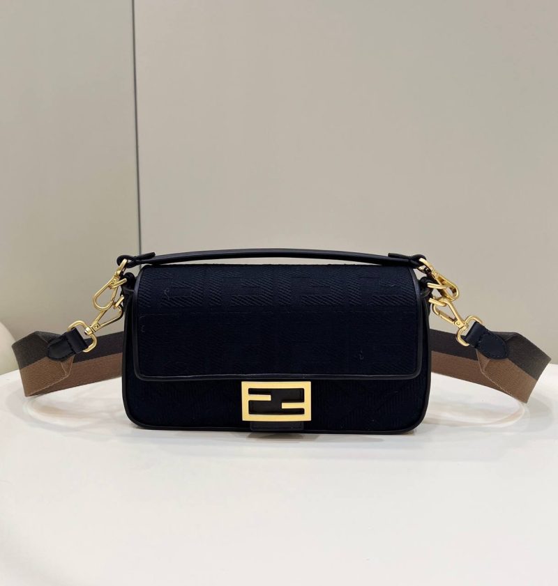 FENDI BAGUETTE CANVAS BAG 5