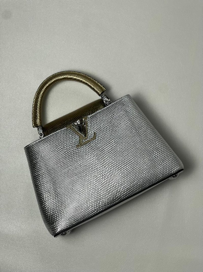 LV CAPUCINES BB 4