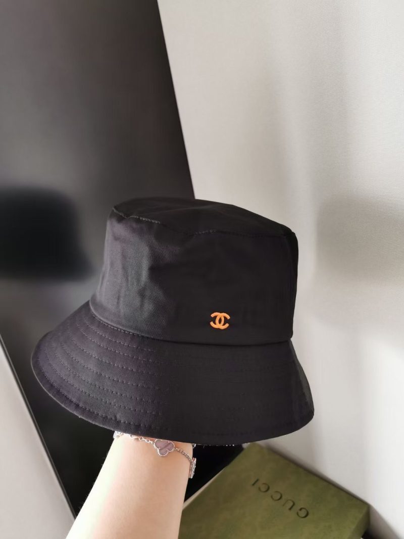 CHANEL BUCKET HAT 1