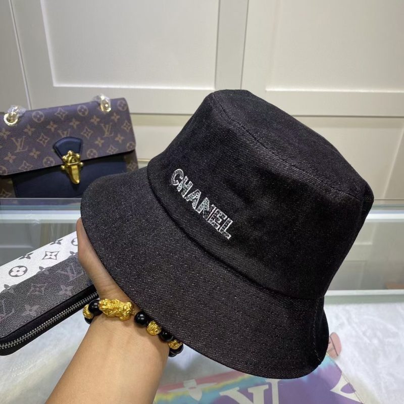 CHANEL BUCKET HAT 2