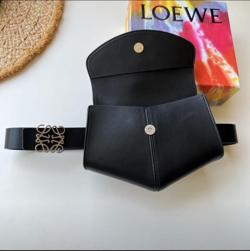 Loewe belt bag 4