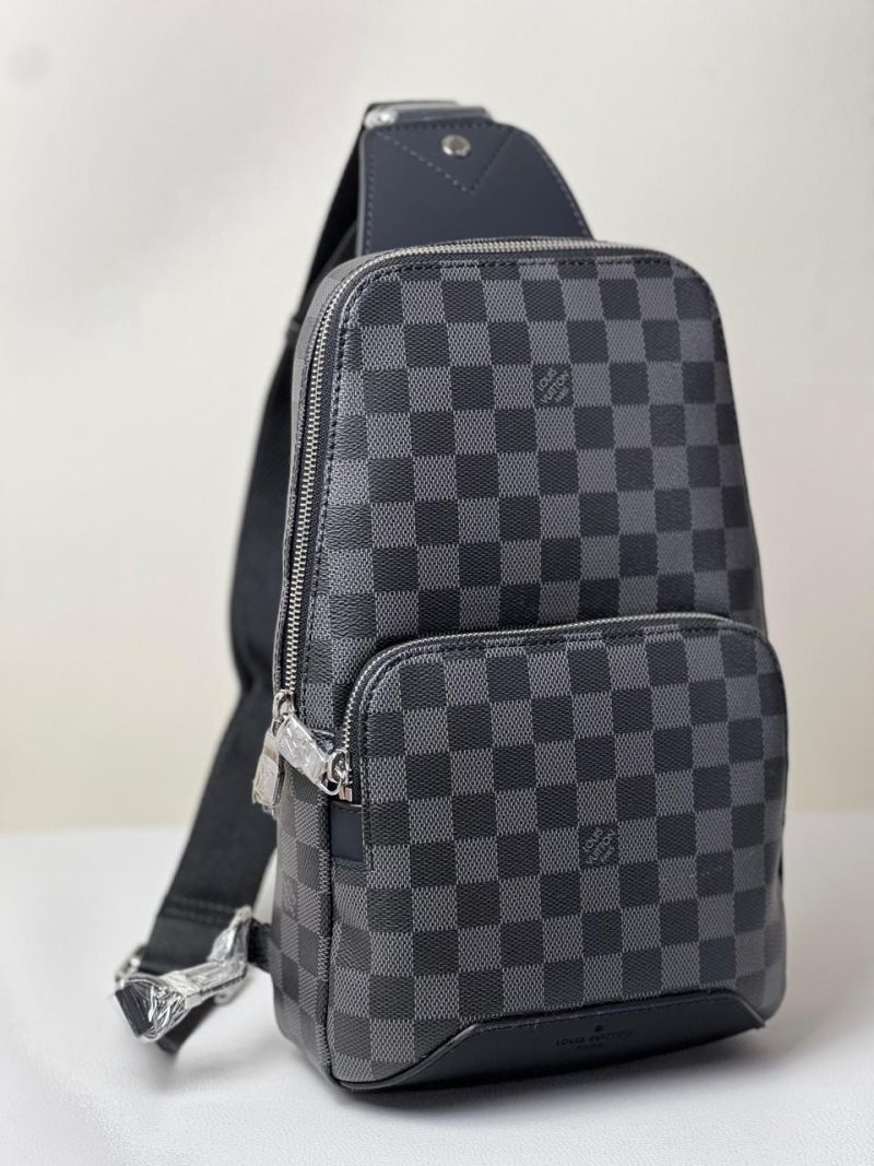 Louis Vuitton Avenue sling bag 2