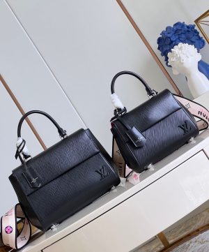 Louis Vuitton Cluny mini bag 3