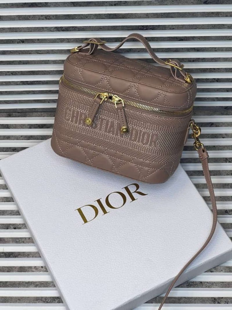 Dior Diortravel Vanity Case 2