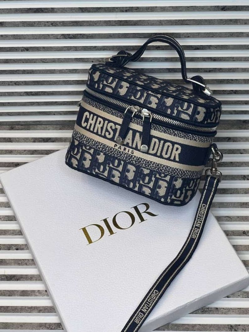 Dior Diortravel Vanity Case 5