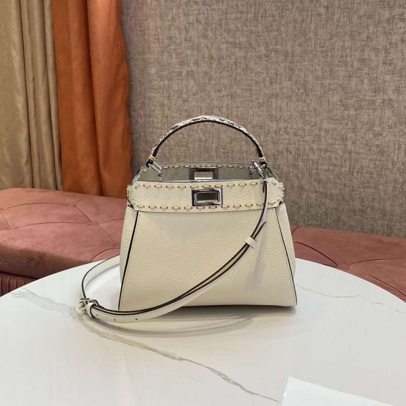 FENDI peekaboo ISeeU small leather bag White 1