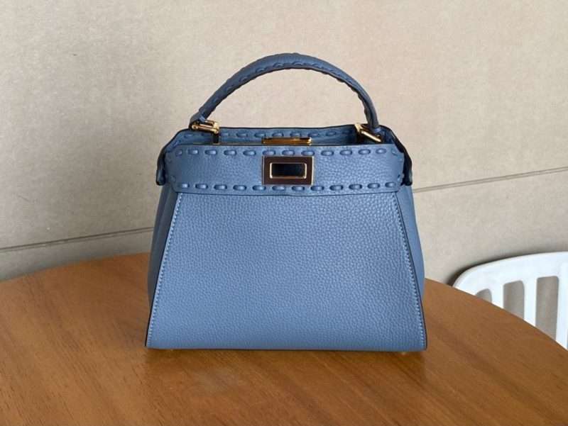 FENDI peekaboo ISeeU small leather bag blue